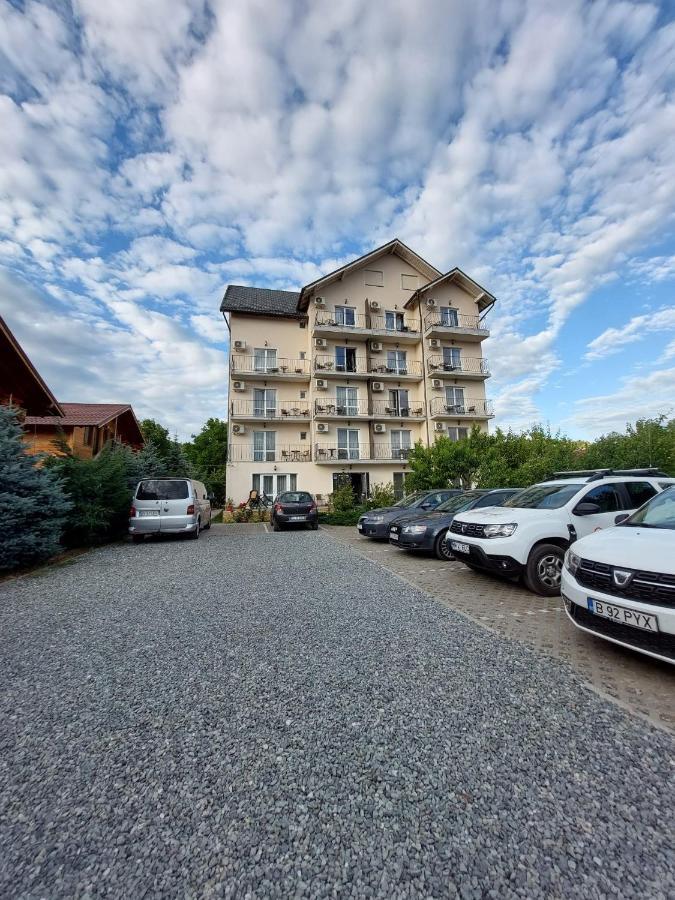Pensiunea Daiana Residence Turda Bagian luar foto