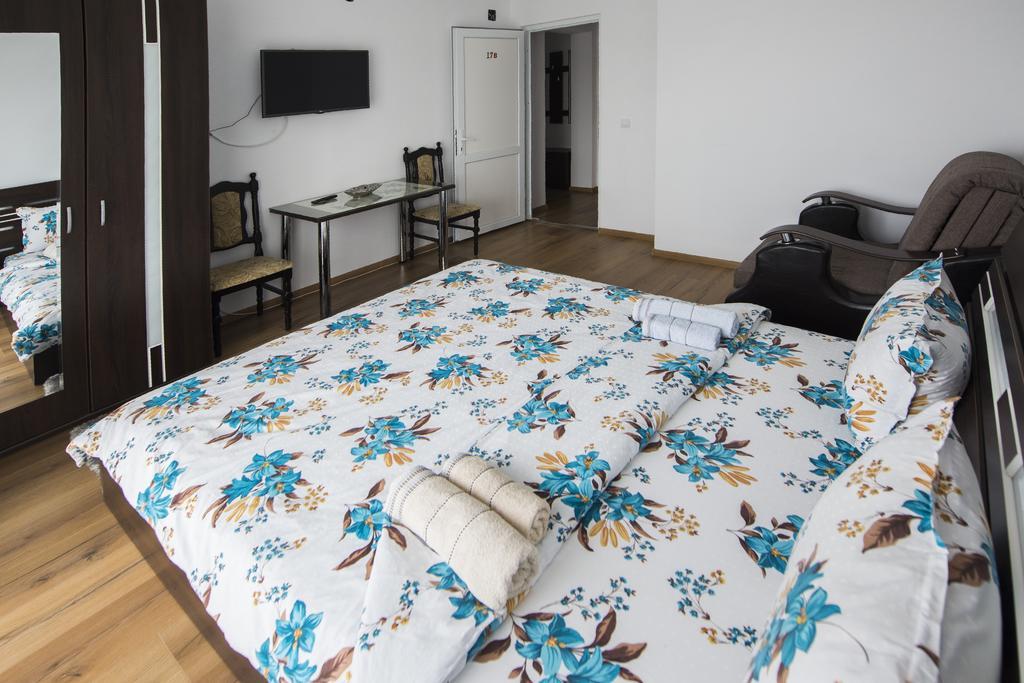 Pensiunea Daiana Residence Turda Bagian luar foto